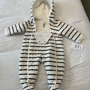 Nordstrom Black and White Striped Hooded Footie Fleece Snowsuit 6 mo. NWT
